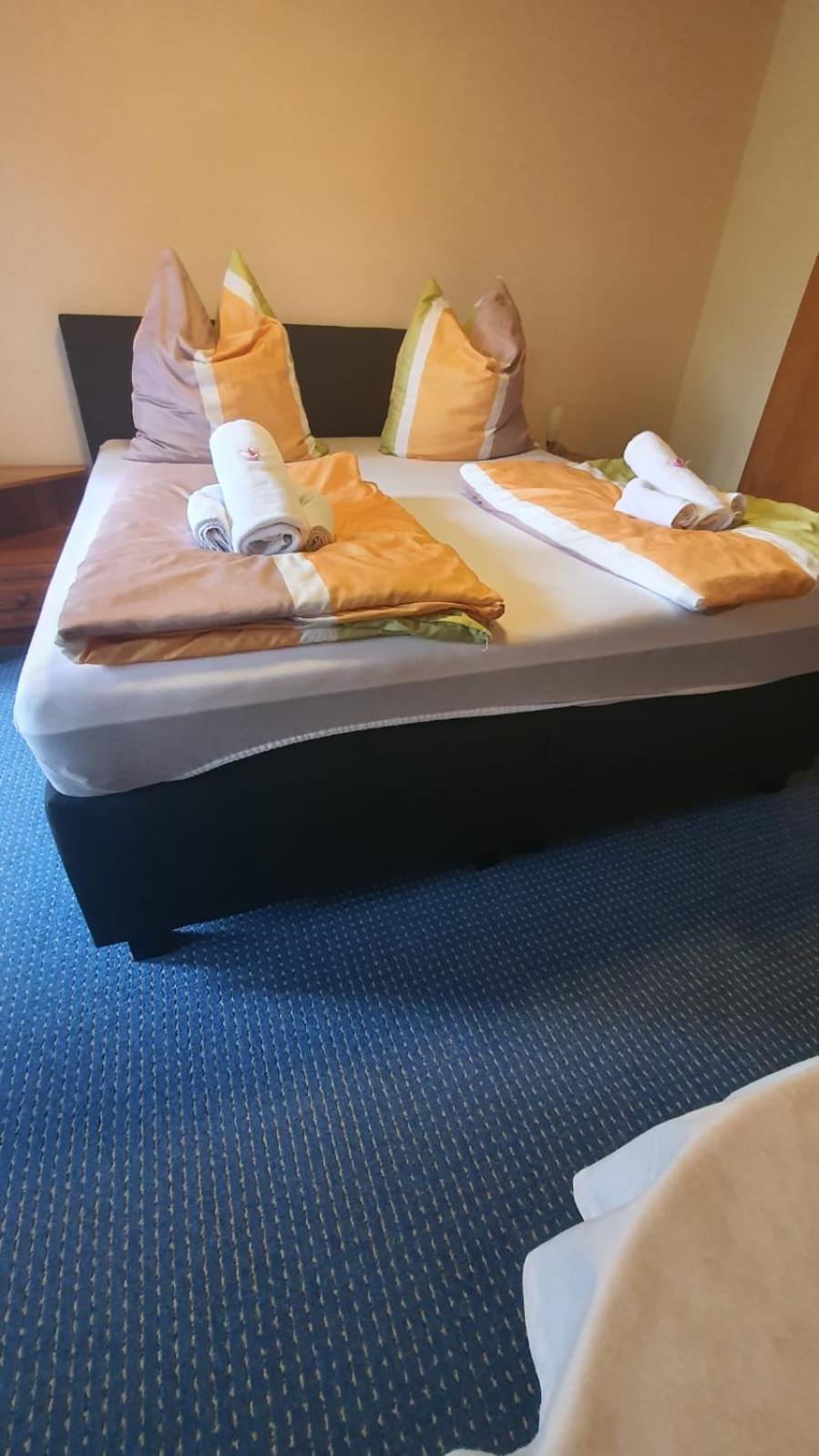 Motel Zur Festwiese Gierstädt Zewnętrze zdjęcie