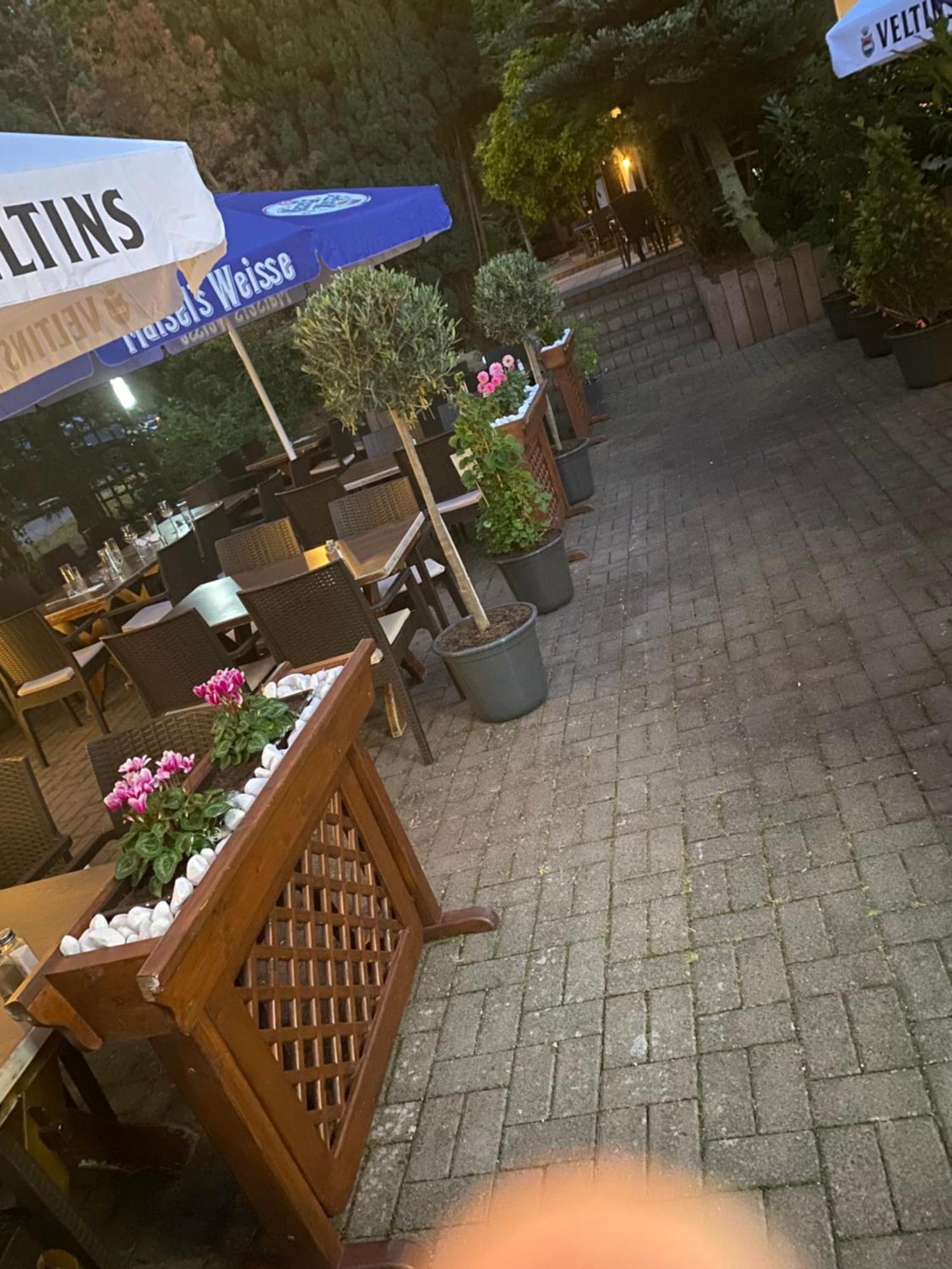 Motel Zur Festwiese Gierstädt Zewnętrze zdjęcie
